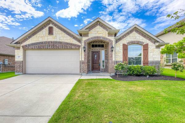 1317 Crossvine Drive, Anna, TX 75409