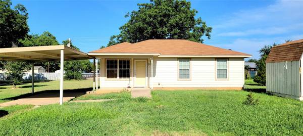 208 Kent Avenue, Tuscola, TX 79562