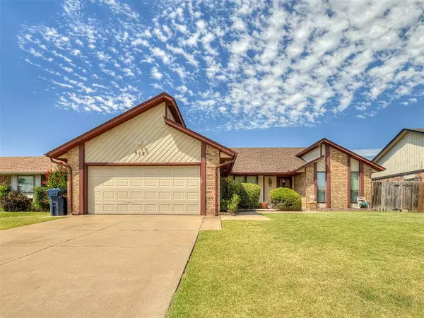 517 Wandering Way, Oklahoma City, OK 73170