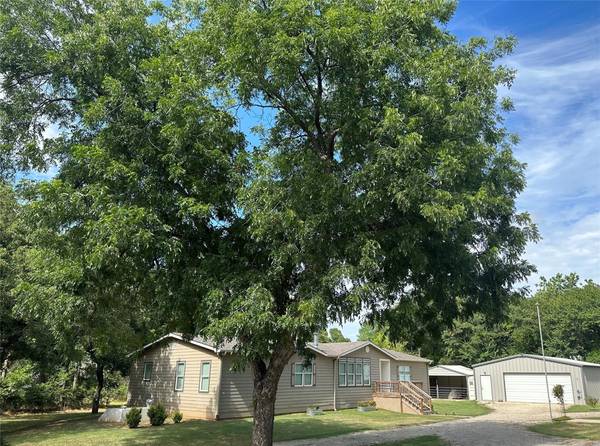 154 Walnut Street, Nocona, TX 76255