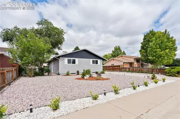 Pueblo, CO 81005,2125 Rosewood LN