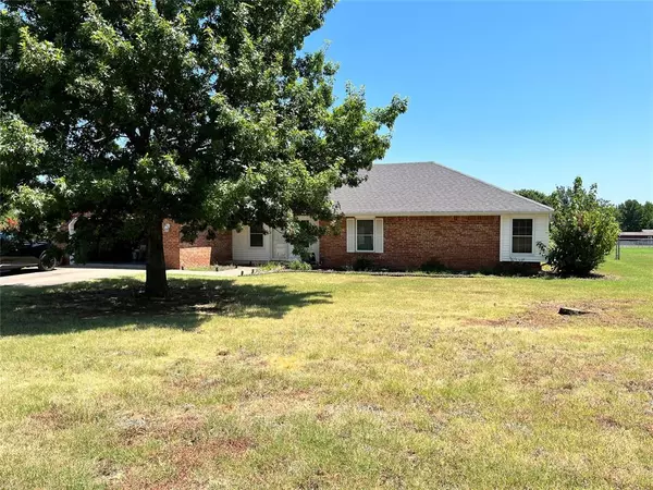 5703 Gabriel Drive, Shawnee, OK 74804