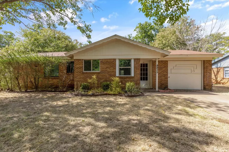 8825 Kate Street, White Settlement, TX 76108