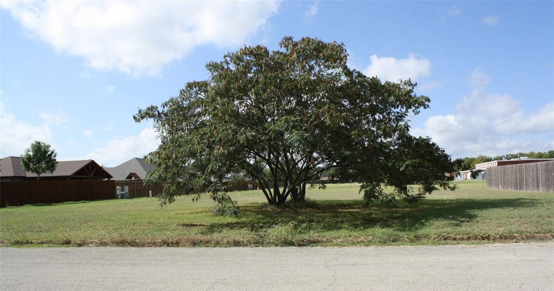 Lot 4 Pillar, Bowie, TX 76230