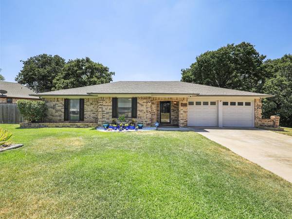 7313 Timberlane Drive, North Richland Hills, TX 76182