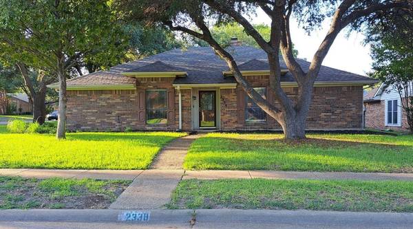 2338 Woodglen Drive, Richardson, TX 75082