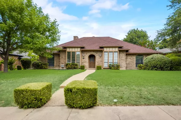 9915 Candlebrook Drive, Dallas, TX 75243