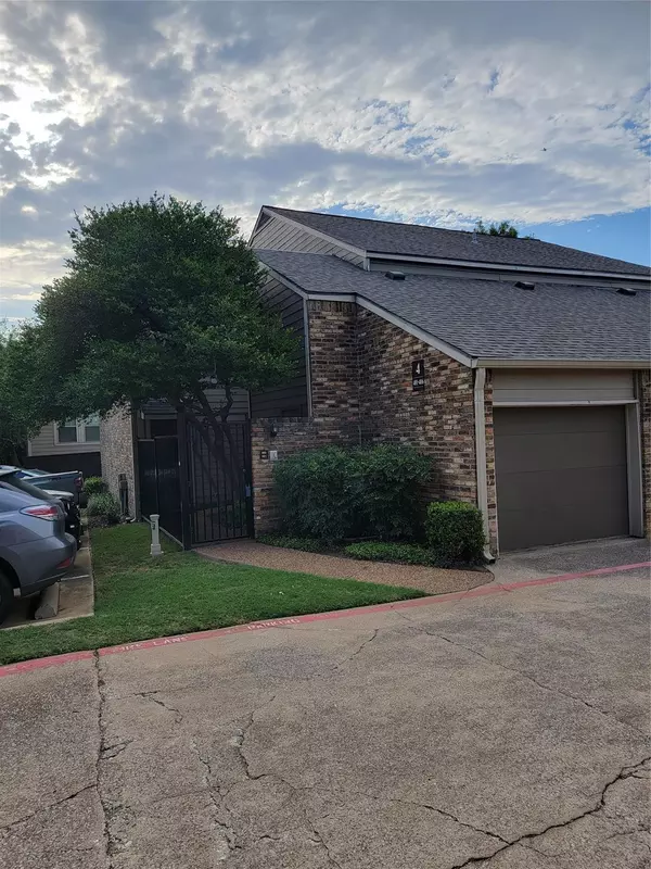 Dallas, TX 75254,5616 Preston Oaks Road #402