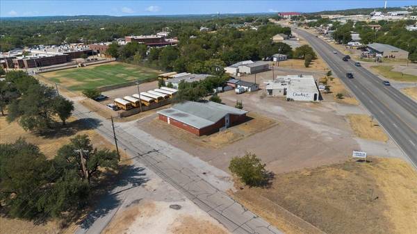 808 Big Bend Trail,  Glen Rose,  TX 76043