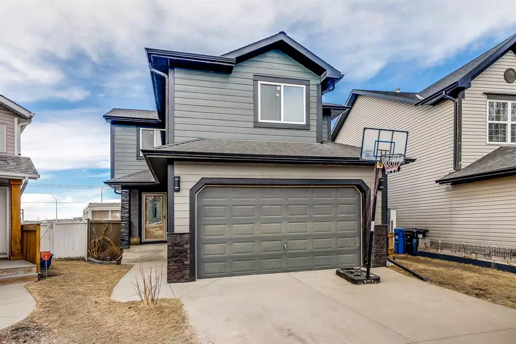 Calgary, AB T3A 5H4,121 Hidden Spring CIR NW