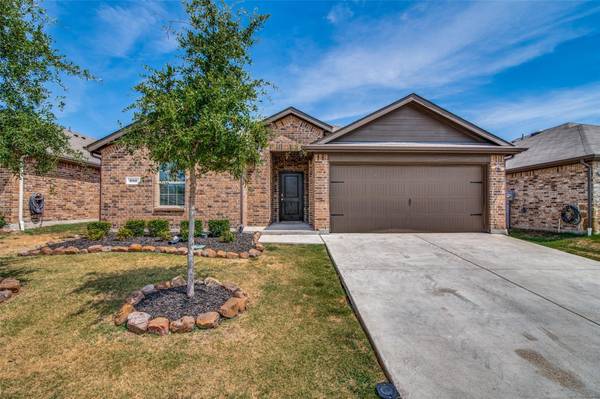 855 Roland Drive, Fate, TX 75189