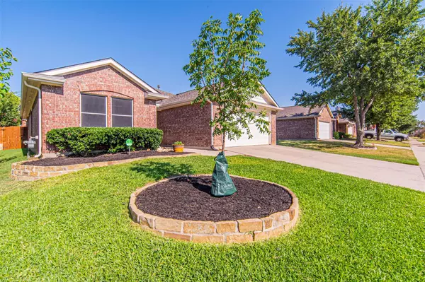 Fort Worth, TX 76131,8413 Horse Whisper Lane