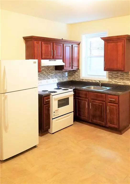 Yonkers, NY 10703,134 Ridge AVE