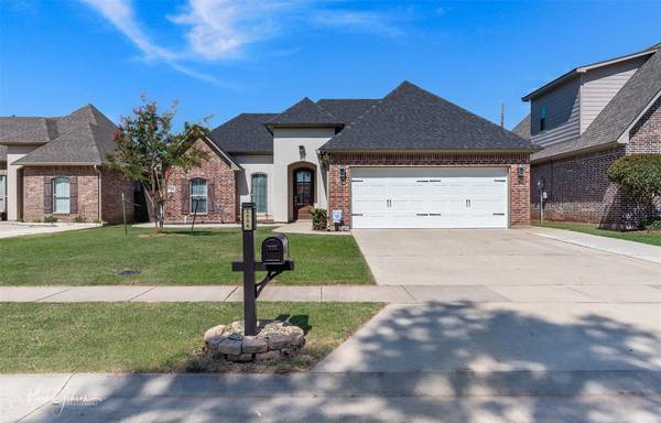 5004 Longstreet Place, Bossier City, LA 71112