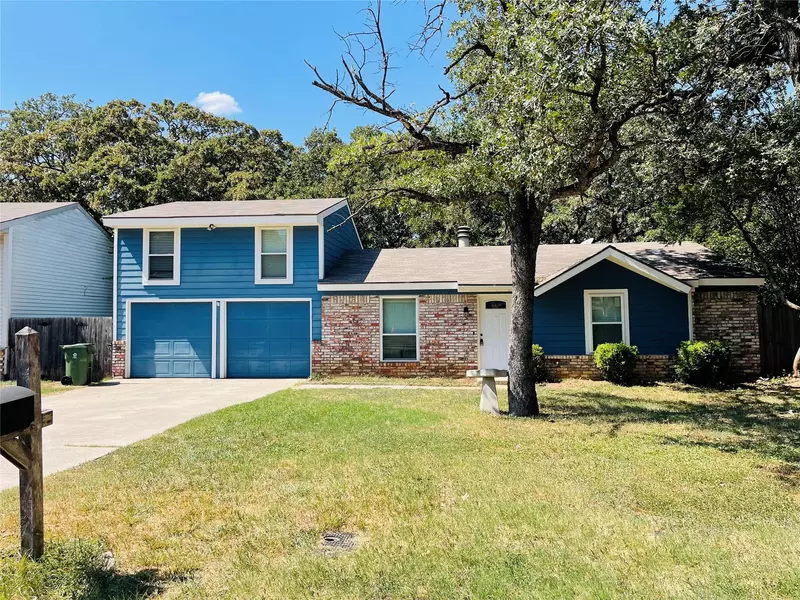 5702 Guildwood Drive, Arlington, TX 76017