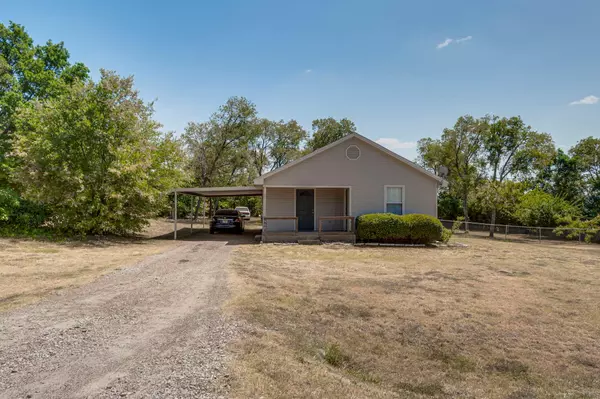 Midlothian, TX 76065,900 W Avenue F