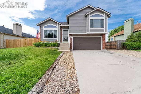 9335 Hazy Morning DR, Colorado Springs, CO 80925