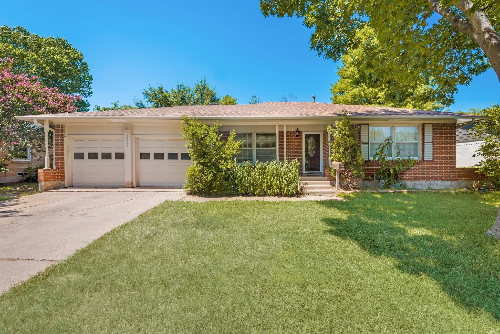 1209 Mcdonald Drive, Garland, TX 75041