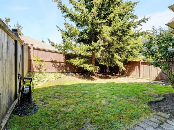 Colwood, BC V8R 1G4,2220 Sooke Rd #D