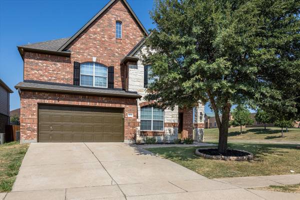 8124 Cedar Lake Lane, Fort Worth, TX 76123