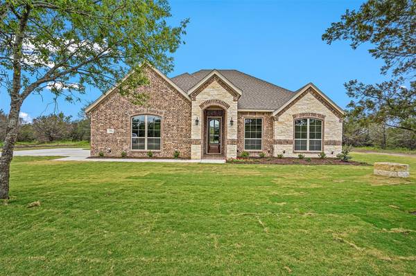 3700 Veal Station Road, Weatherford, TX 76085