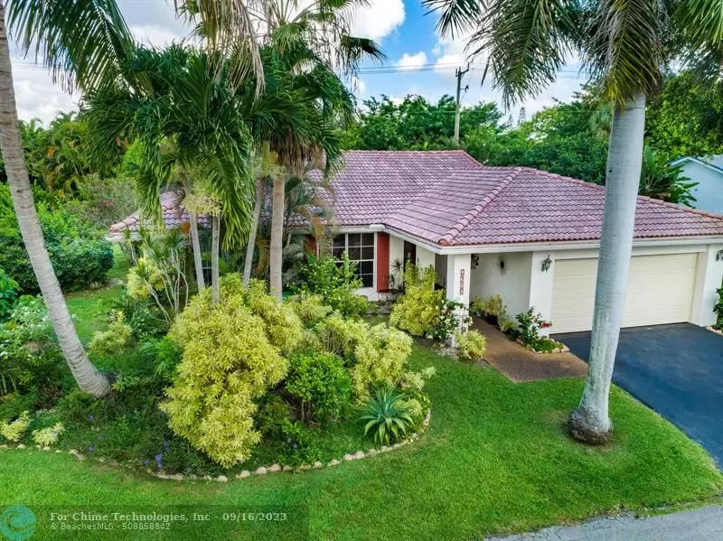 4605 Norfolk Island Pine Dr, Tamarac, FL 33319