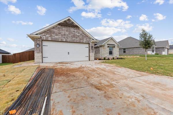 11701 Baycat Court, Godley, TX 76044