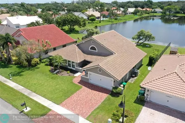 Davie, FL 33324,1540 W Oak Knoll Cir