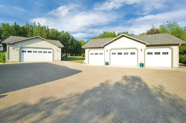 Birchcliff, AB T4S 1S6,541 Birch Close