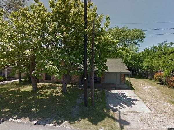 203 N 6th Street, Crandall, TX 75114