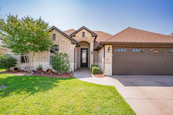 308 Oar Wood Drive,  Granbury,  TX 76049