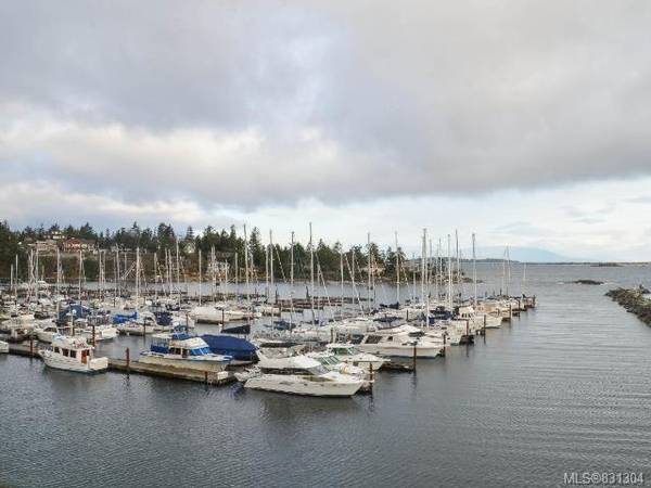 Nanoose Bay, BC V9P 9K1,3555 Outrigger Rd #309