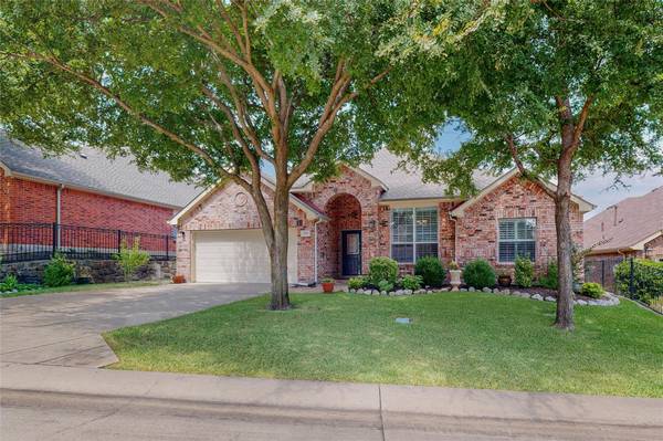 920 Quarry Oaks Drive, Fairview, TX 75069