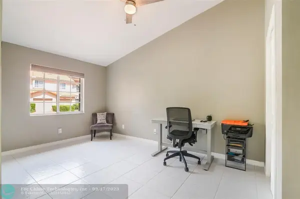 Tamarac, FL 33321,8589 Jade Dr