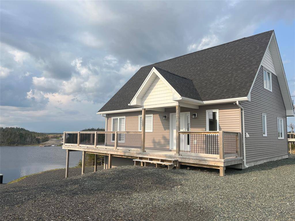 44A Inner Pond South Road, Whitbourne, NL A0B 3K0