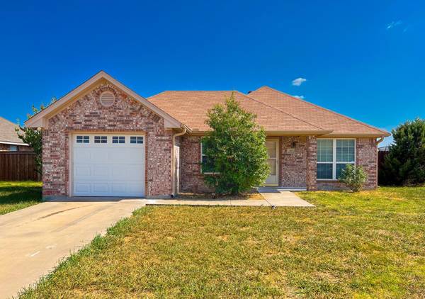 416 Stoneridge Drive, Hillsboro, TX 76645