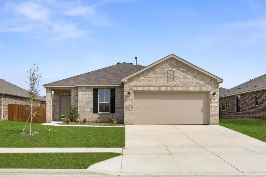 10812 Pinyon Court, Fort Worth, TX 76108