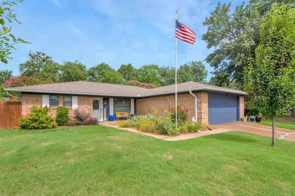 2407 Avon Drive, Denison, TX 75020