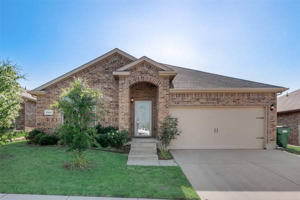 2556 Saldana Drive, Fate, TX 75189