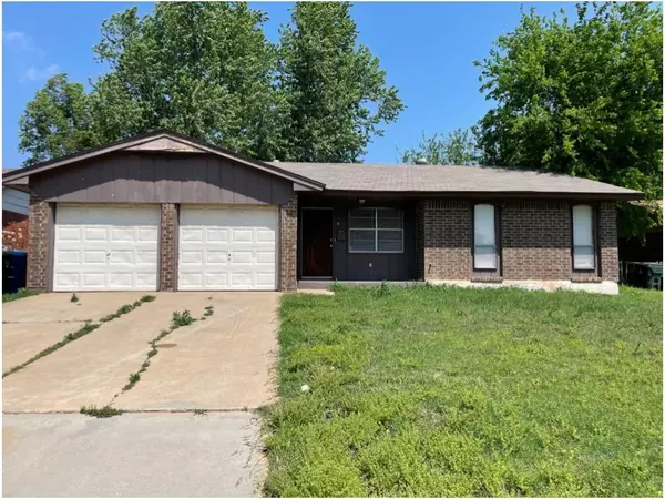 213 W Shadywood Street, Midwest City, OK 73110