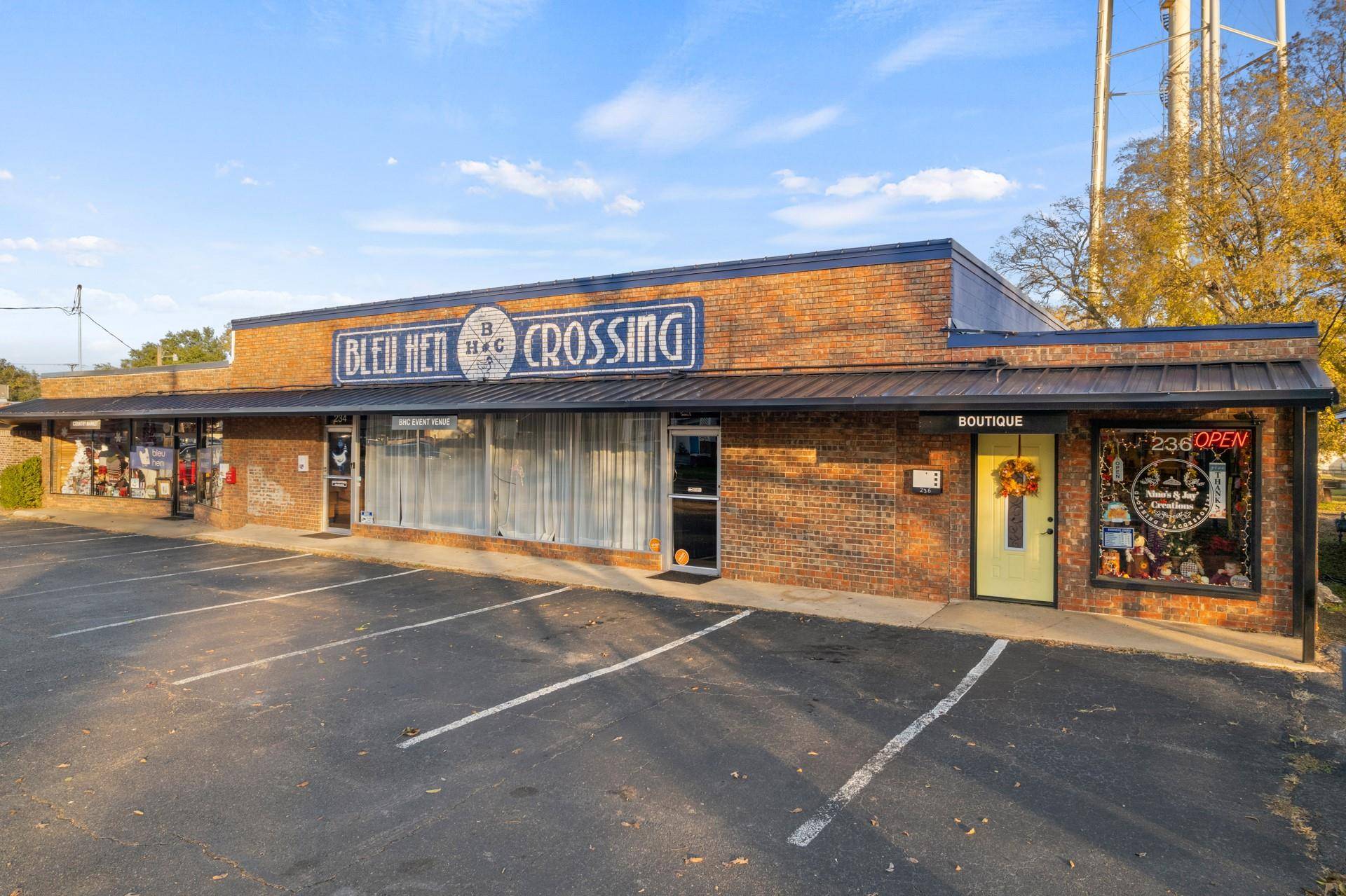 232 Rusk,  Pittsburg,  TX 75686