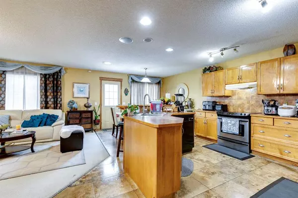 Calgary, AB T2Z 4K1,167 Brightondale CRES SE