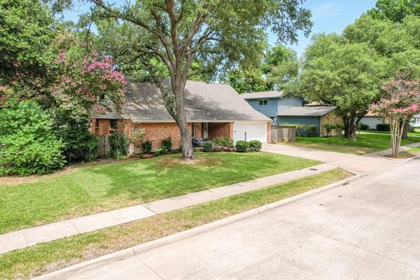 9321 Pinewood Drive, Dallas, TX 75243