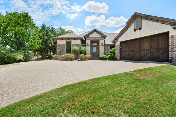 901 Thistle Hill Trail, Weatherford, TX 76087