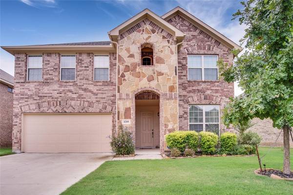 4209 Glen Abbey Drive, Fort Worth, TX 76036