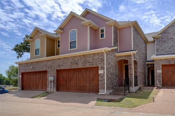 236 Corinna Court,  Hurst,  TX 76053