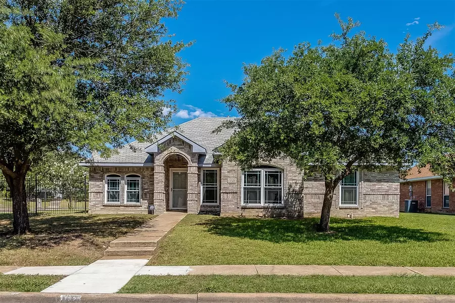 1521 Paula Lane, Mesquite, TX 75149