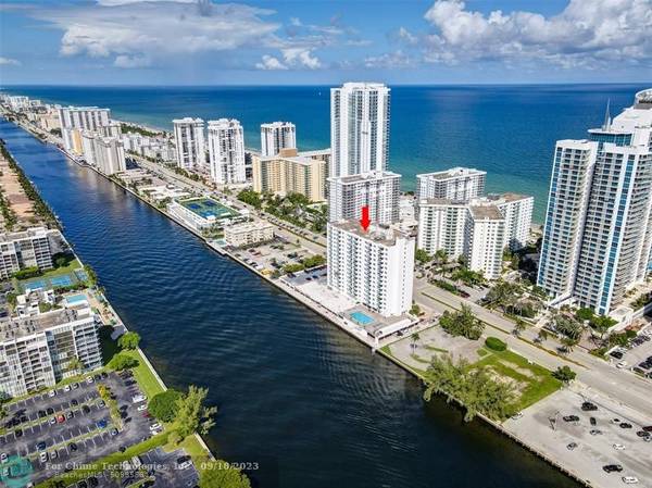 Hollywood, FL 33019,3000 S Ocean Dr  #212