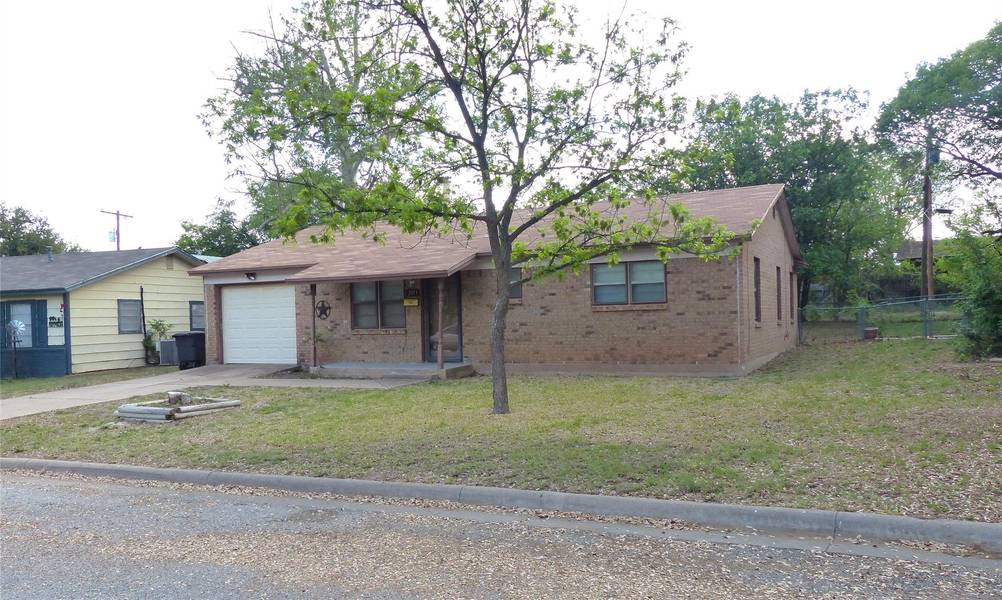 2013 Stanton, Brady, TX 76825