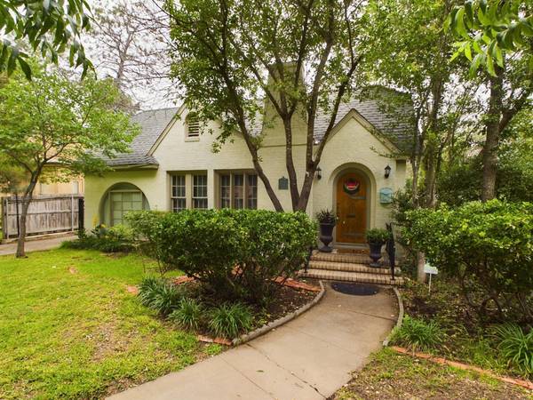 2003 Elizabeth Drive, Brownwood, TX 76801